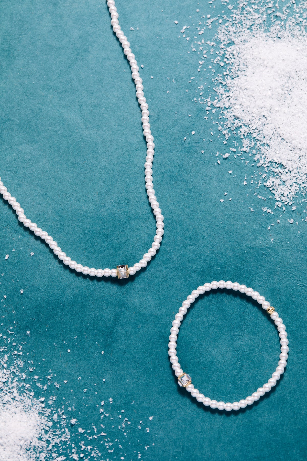Crystal and Pearl Beaded Necklace